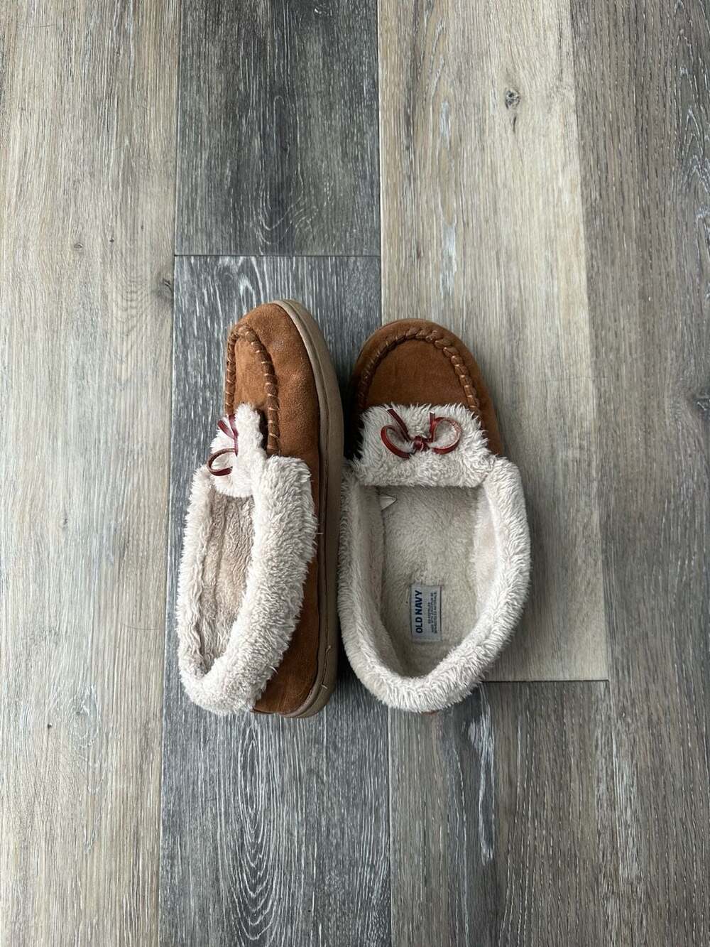 Old Navy Tan Faux Suede Sherpa Lined Moccasin Slippers Size 8